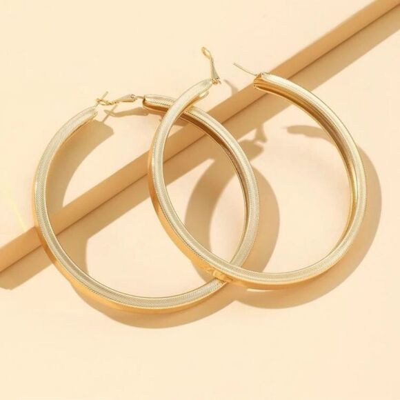 Y2K 90s Yellow Gold Filled Exaggerated Hoop Huggie Earrings - Picture 1 of 8